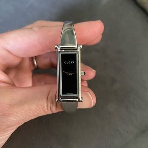 Gucci 1500 L Watch